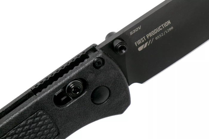 Нож складной Benchmade 535BK-2 Bugout, черная рукоять, черное лезвие  