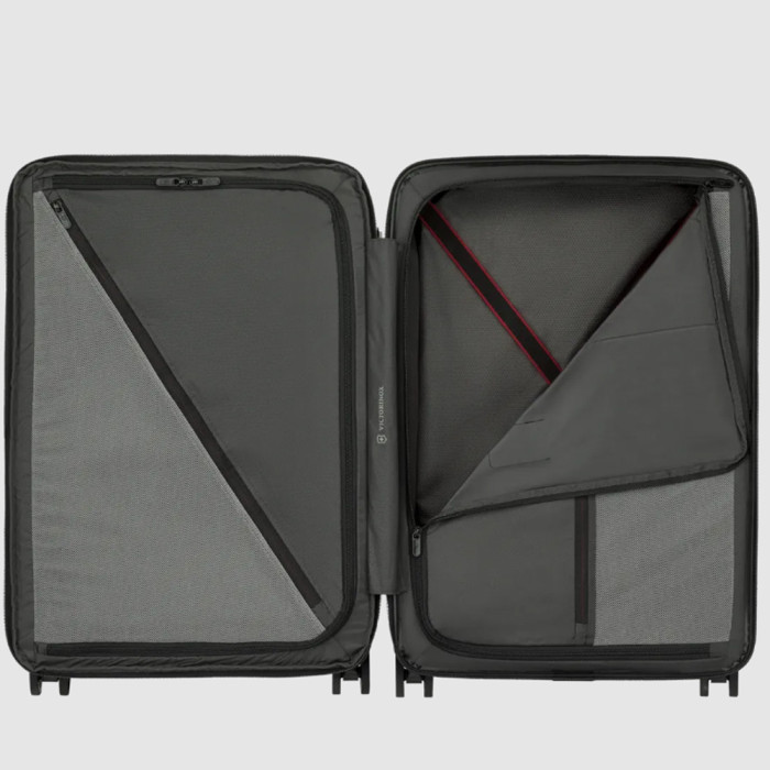 Чемодан Victorinox AIROX Advanced Black Средний  