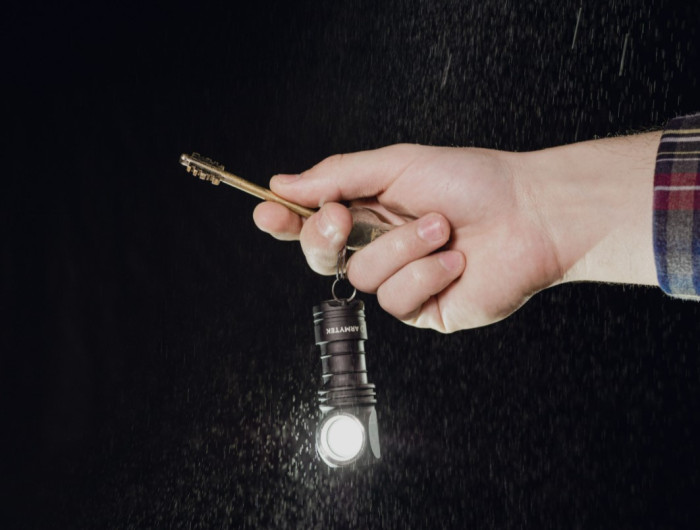 Мультифонарь Armytek Wizard C1 Pro Magnet USB+18350 LH351D White (холодный свет)  