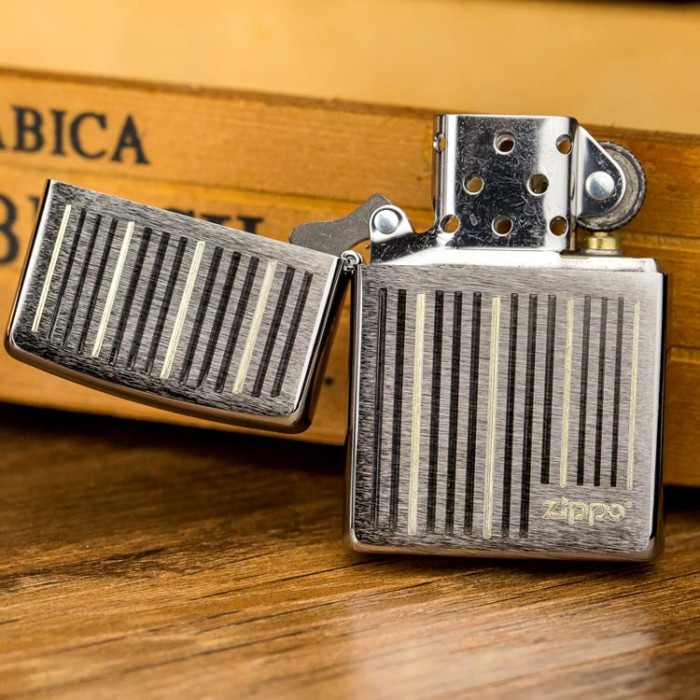 Зажигалка Zippo Engraved Vertical Lines, 28646  