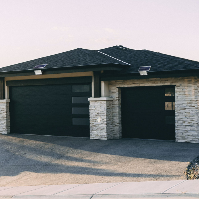 Прожектор светодиодный Videx VL-FSO2-505 с солнечной панелью 50 W 1000 Lm 5000 K  