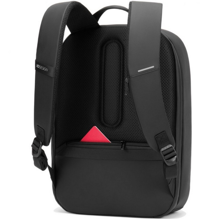 Рюкзак XD Design Bobby Edge черный 30х17х44 cm  