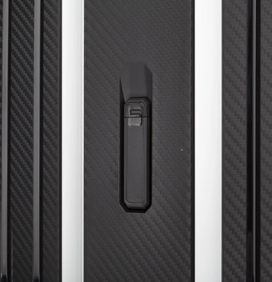 Чемодан CarryOn Steward (L) Black (502321)  