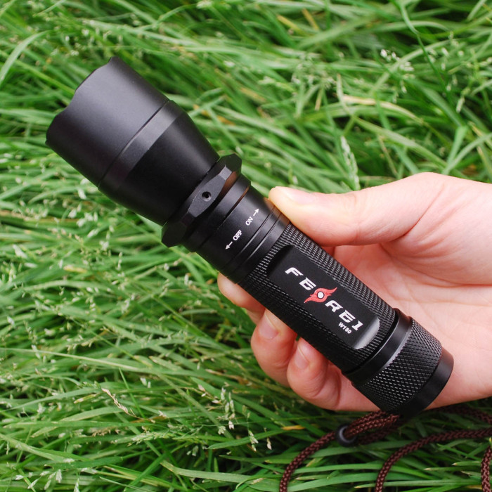 Подводный фонарь фонарь Ferei W150Q5 холодный свет, 220 люмен  