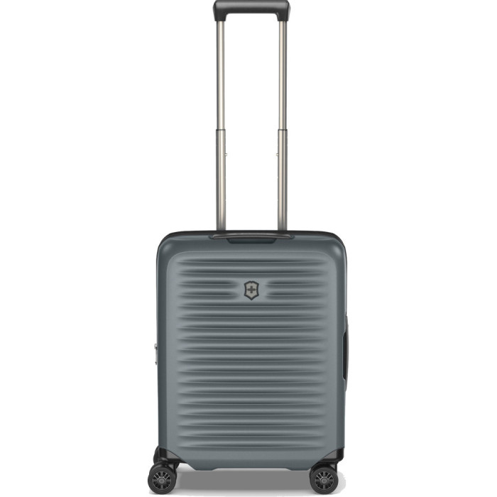 Чемодан Victorinox AIROX Advanced Storm Маленький  