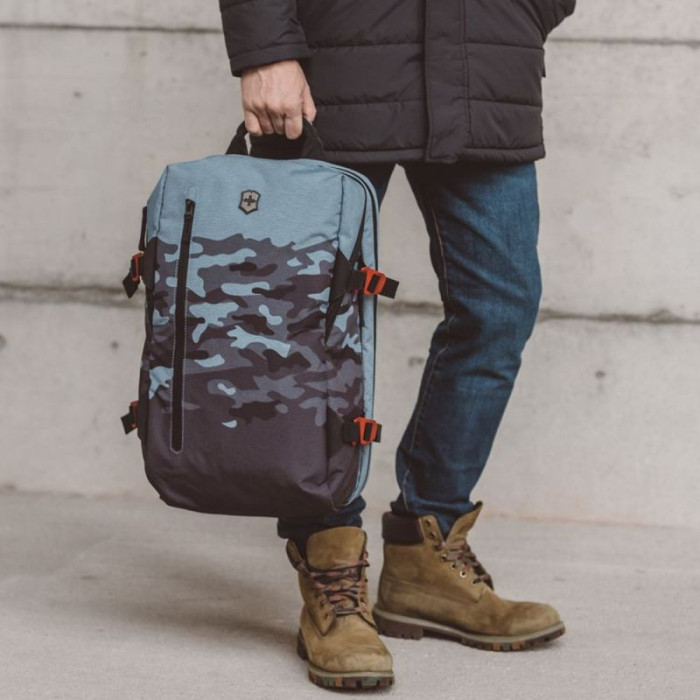 Рюкзак для ноутбука Victorinox Travel VX Touring/Sage Camo 24 л (Vt605625)  