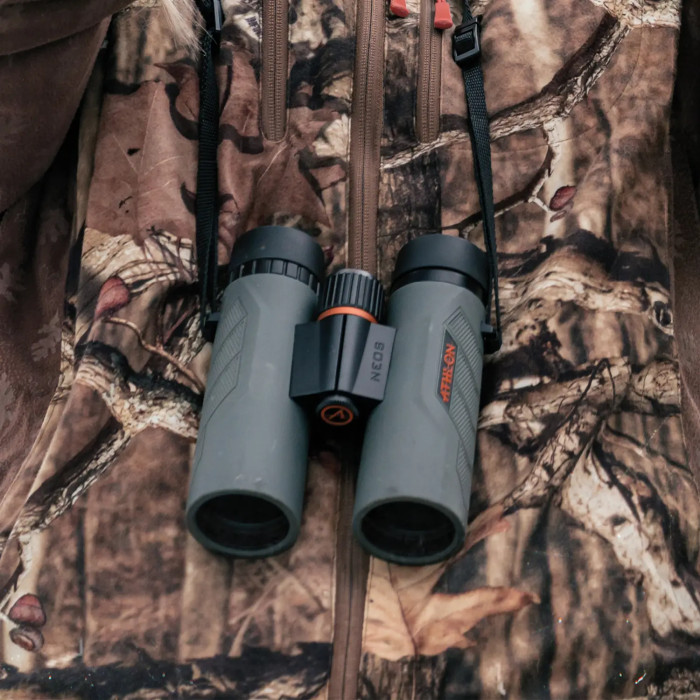 Бинокль Athlon Neos G2 HD 10x42 (116009)  